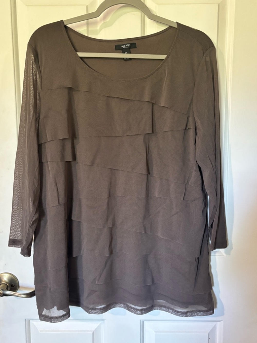 Alfani Layered Mesh Top - Taupe/Grey. Beautiful, slimming top in EUC. Size 2X.